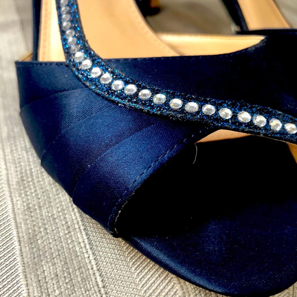 Navy satin heels - Picture 3 of 6